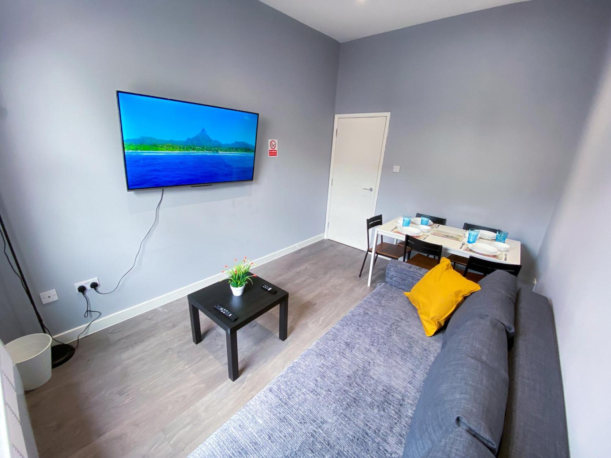 Modern 1 Bedroom Flat In Wood Green London Exterior photo